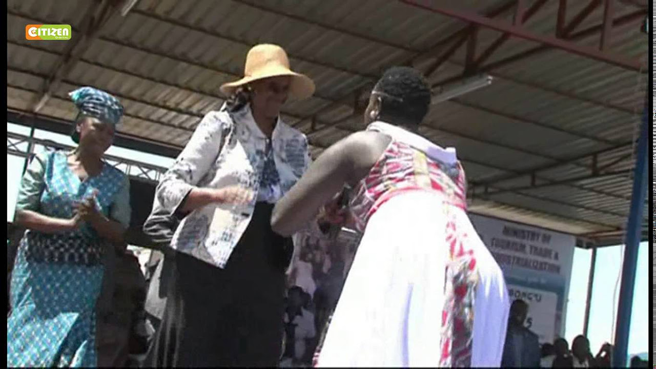Mrs Museveni's VIP security detail causes stir in... - youtube