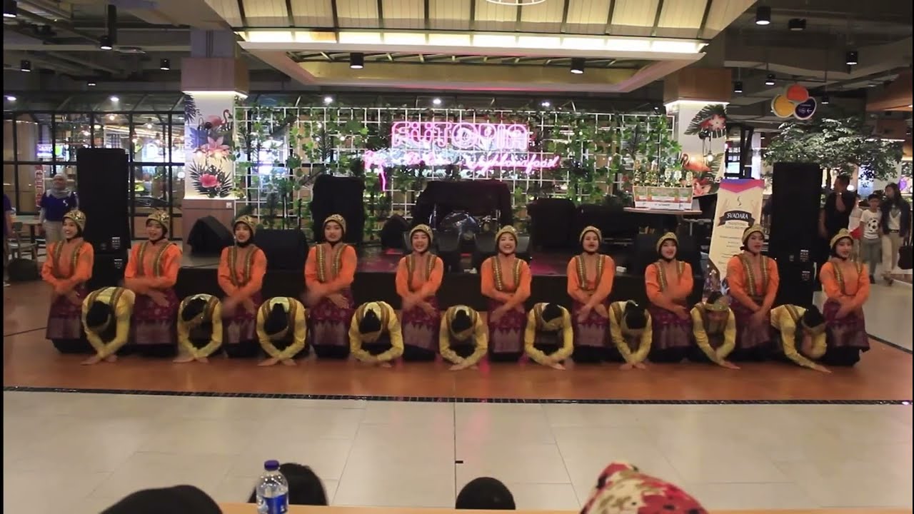 RATOH JAROE SMPN 19 JAKARTA at MALL ALAM SUTERA #ratohjaroe #dance