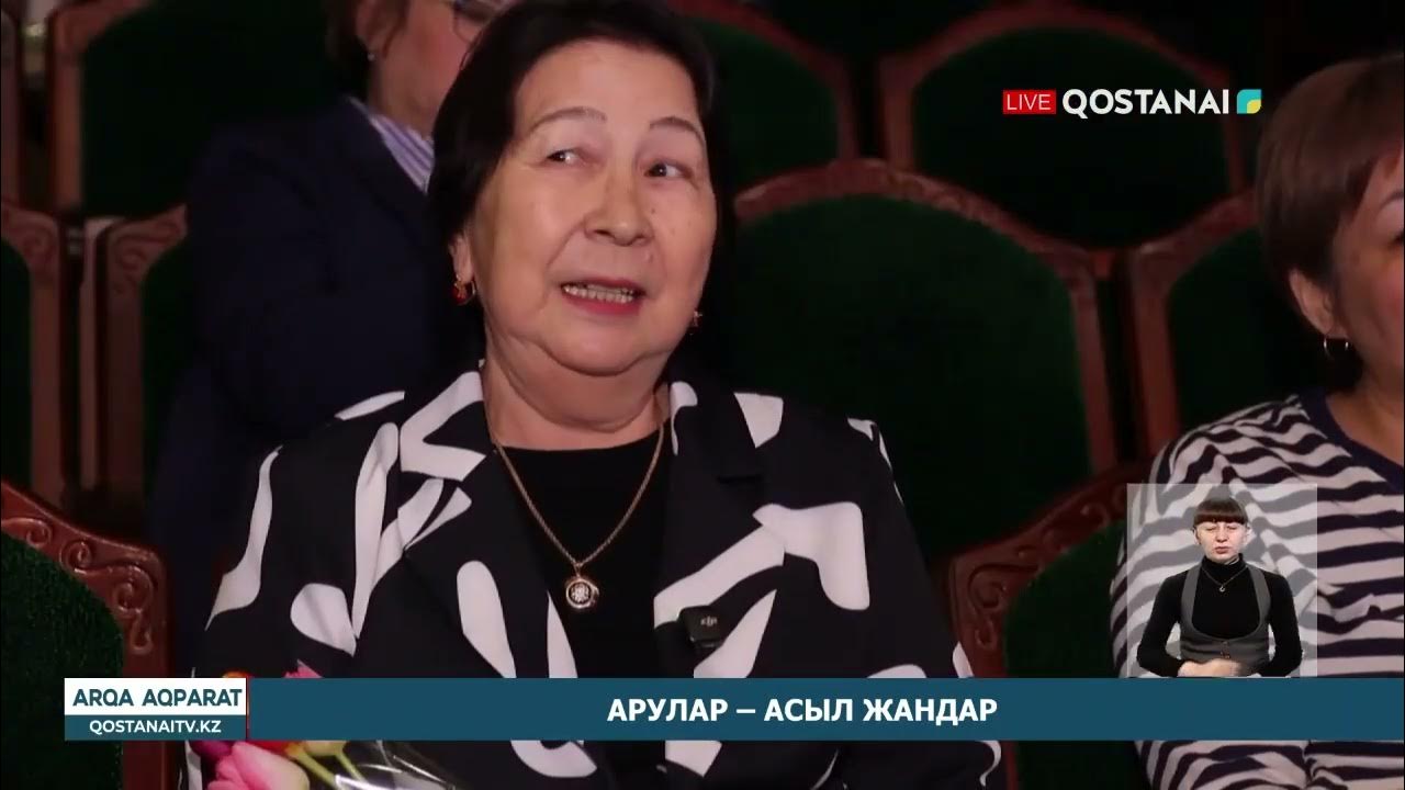 Порно: Олар менің киска арқылы менің ішімді толтырып, мені трахты.