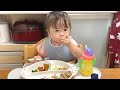 【ダウン症】みいちゃん2歳8か月のお昼ご飯タイム「野菜さんごめんなさい」