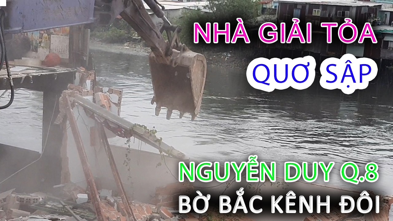 От легкого толчка весь дом по адресу Нгуен Дуй Бо, 821, северный берег канала Дой, 8-й район, Сай...