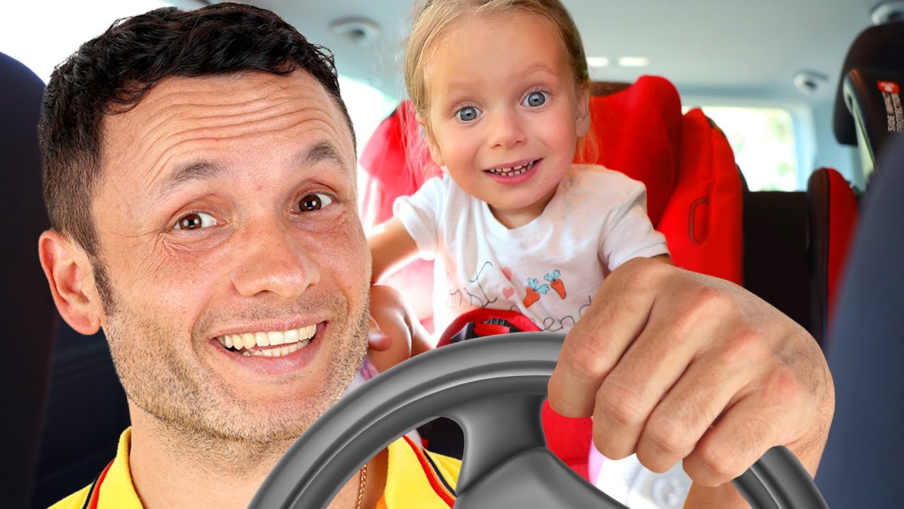 Хорошее поведение в машине! Учимся с весельем!