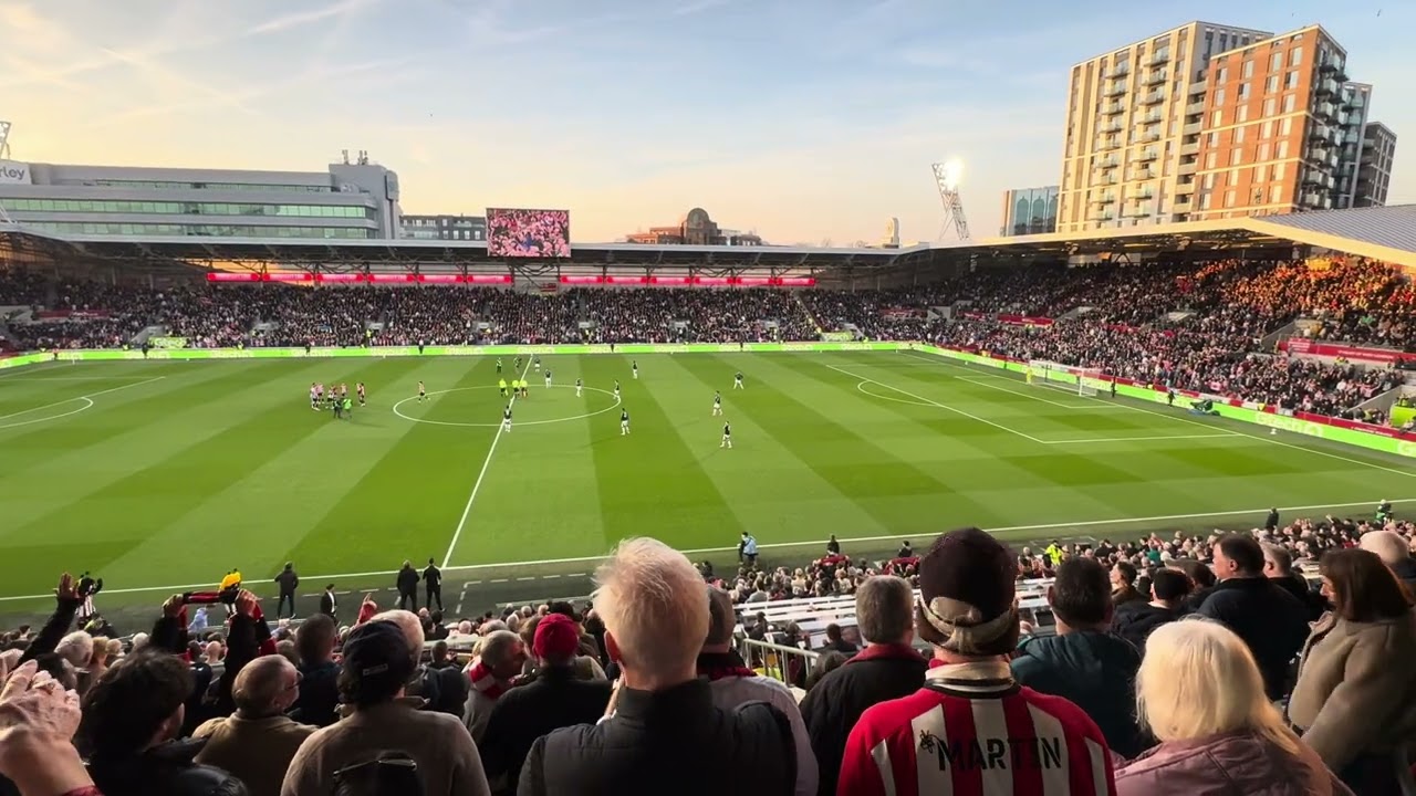 Brentford Fans Sing "Hey Jude" Before Kickoff vs Aston Villa | March 8, 2025