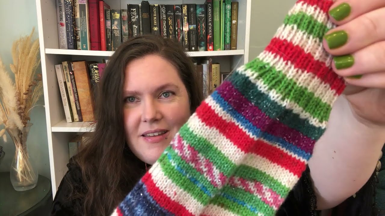 Big Bear Yarns Episode 19: Christmas socks 🎄🎄🎄and new yarn (mini yarn haul): a knitting podcast 