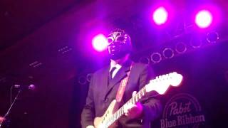 Los Straitjackets &quot;Batman&quot;