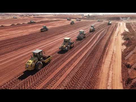 Vídeo: Qual é a maior fábrica do mundo? Uma foto