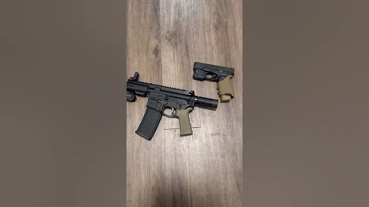 Which one grabbing? #airsoft #shortvideo #vairal #edc