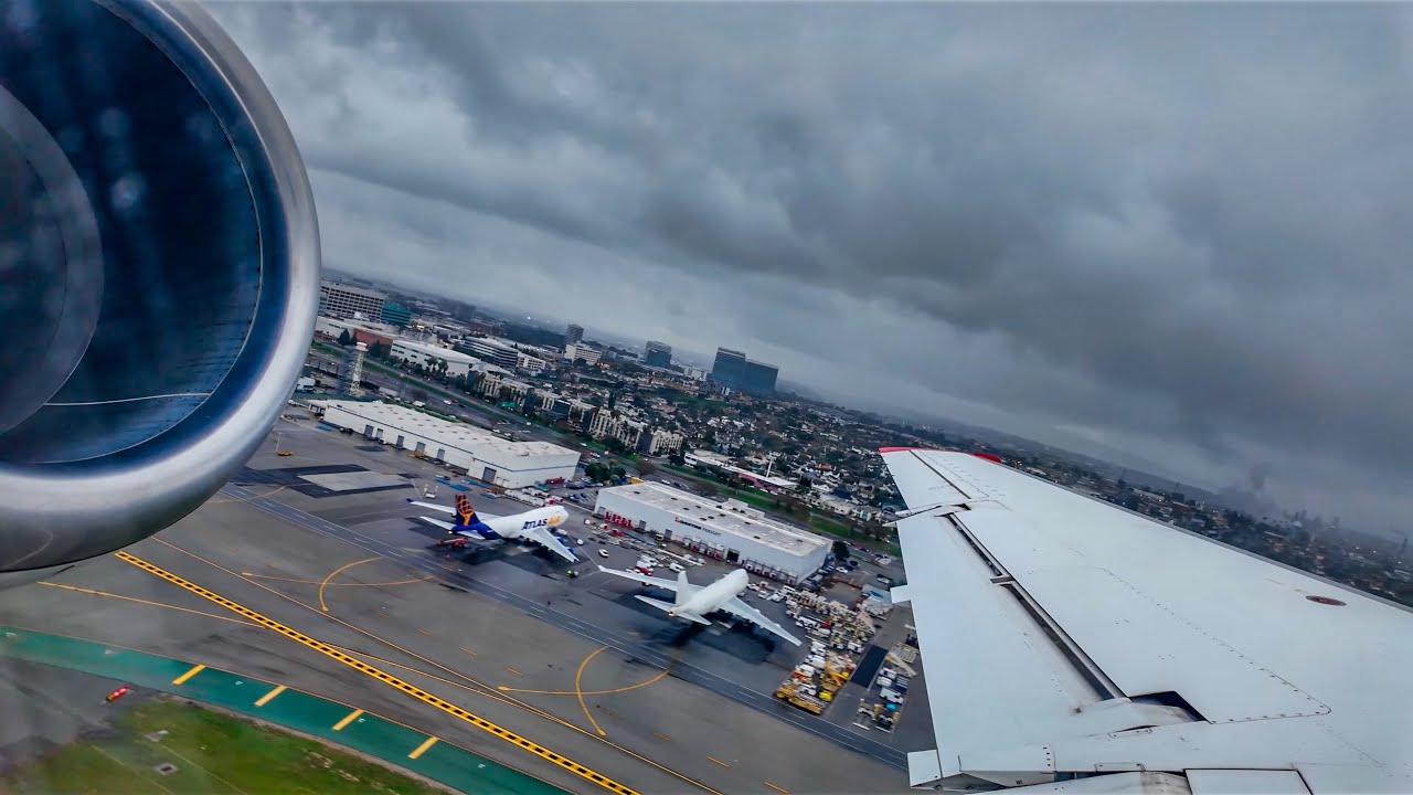 JSX EMBRAER 135 TAKEOFF FROM LAX! CLIMBING OUT OF RAINY SOCAL THROUGH CLOUD LAYERS ☁️✈️ + ATC AUDIO