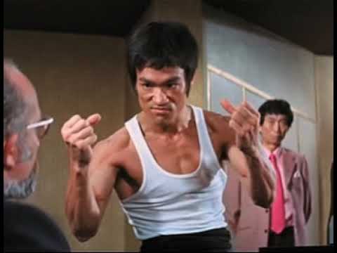 Bruce Lee knuckle cracks his fists from 