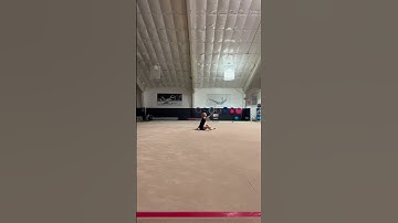#rhythmic #gymnastics #gymnast #rhythmicgymnastics #clubs #toss #catch #rotations #trap #mastery #rg