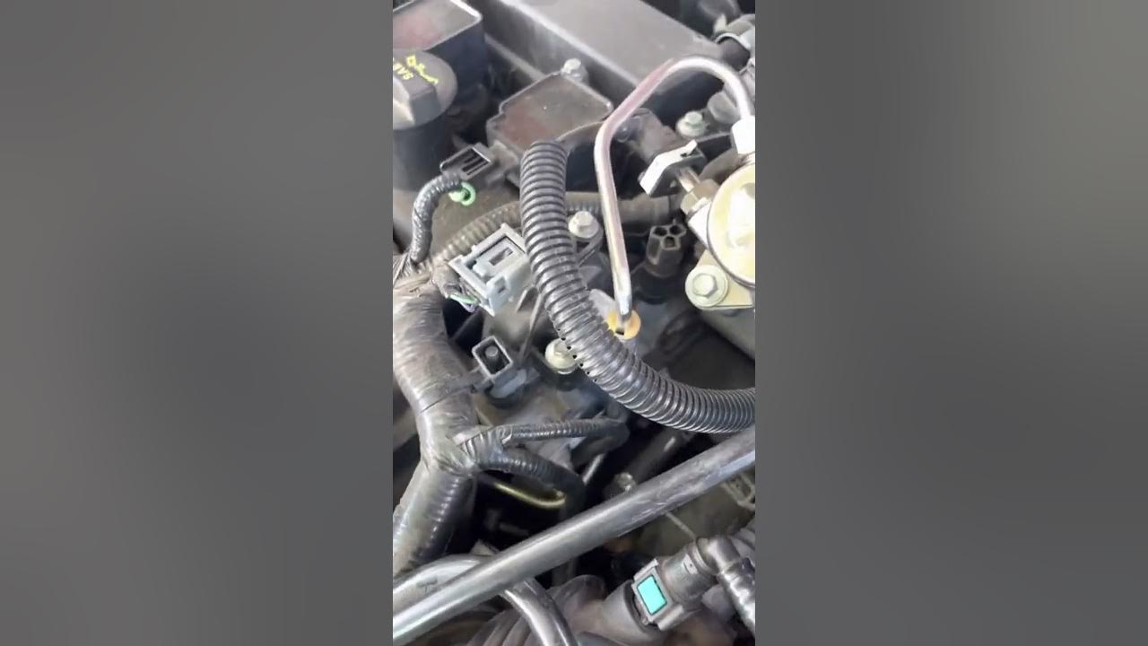 How to replace purge valve on 2012 Ford Focus…and remove clips. - YouTube
