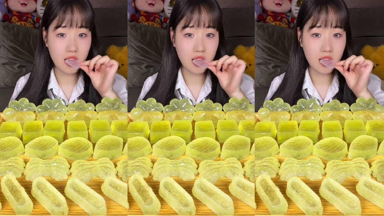 Immersive Apple-Flavored Gummy Candy Eating