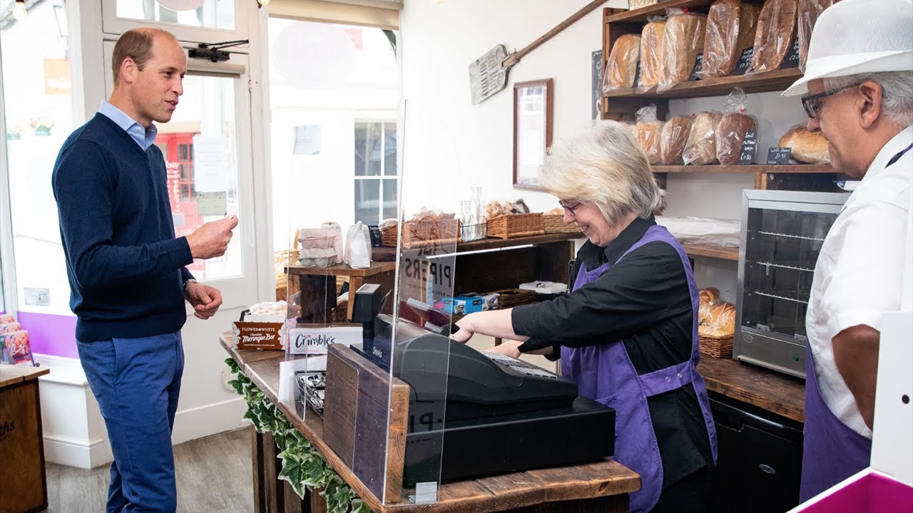 Royal children have been 'attacking the kitchen' says Prince William on trip to bakery