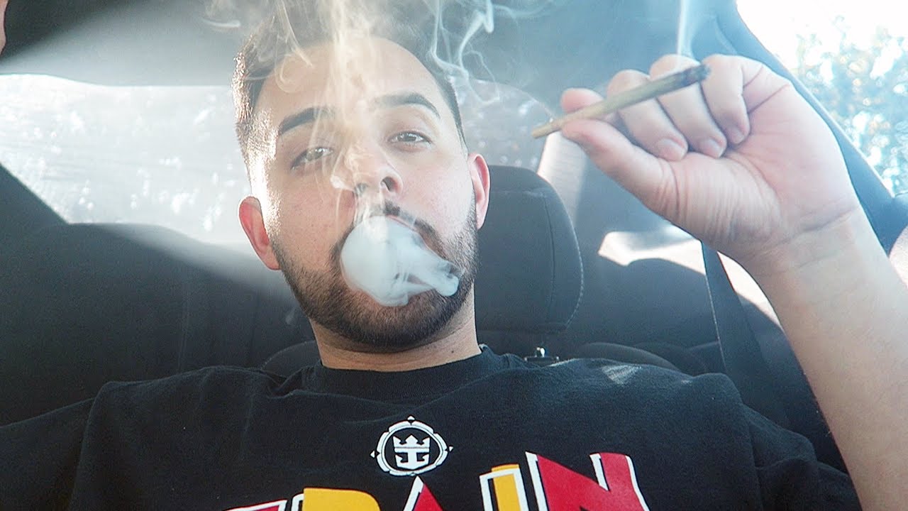 WAKE & BAKE HOTBOX SESH!