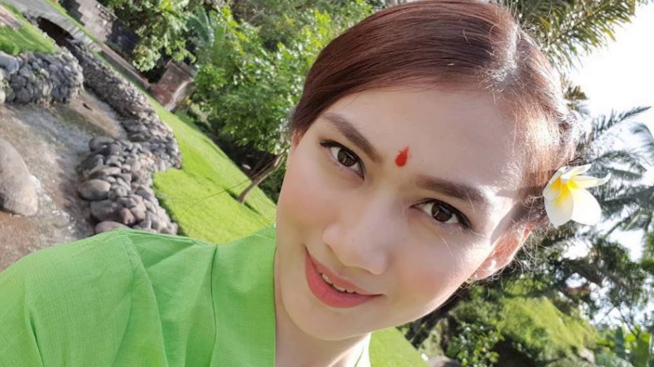 Famous Melody Ex JKT48 2017