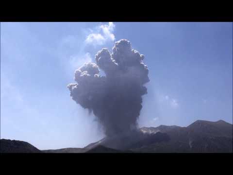 桜島昭和火口爆発