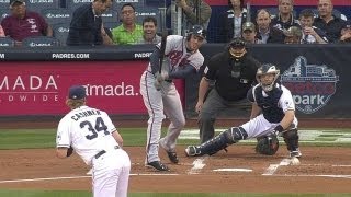 ATL@SD: Freeman singles home the game's first run