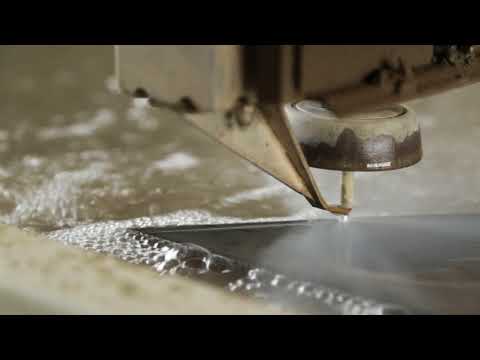 Video: Môžem použiť kotúčovú pílu na rezanie akrylu?