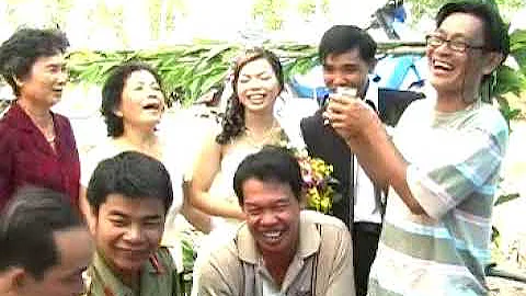 DAM CUOI NGUYEN KHANG VA MAI LAN