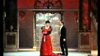 Vignette de la vidéo "La vedova allegra - Camillo e Valencienne: Tu quel chiosco vedi là"