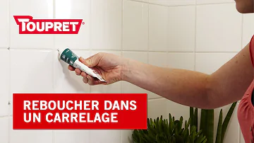 Comment reboucher trou carrelage salle de bain ?