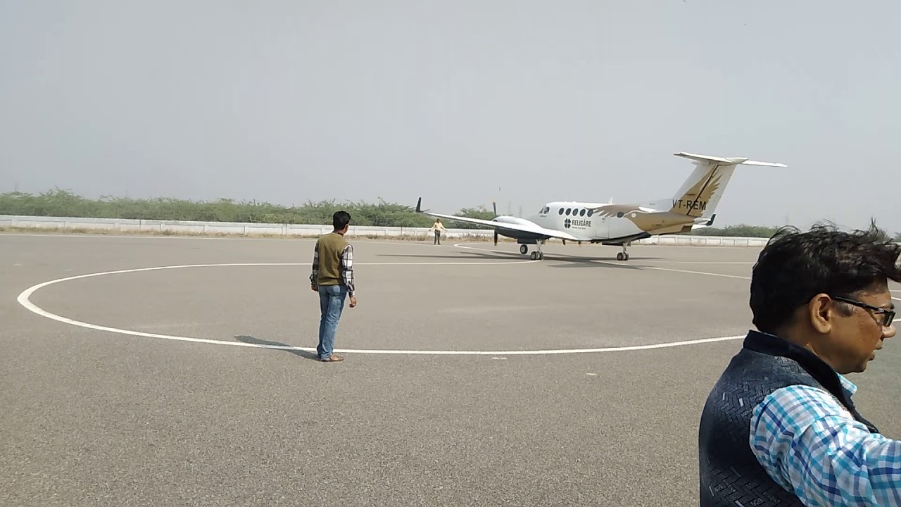 परम पावन दलाई लामा जी का मोहम्दाबाद हवाई पट्टी जनपद फर्रुखाबाद में आगमन