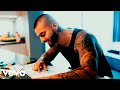 Maluma Mal De Amores Music Video mp3