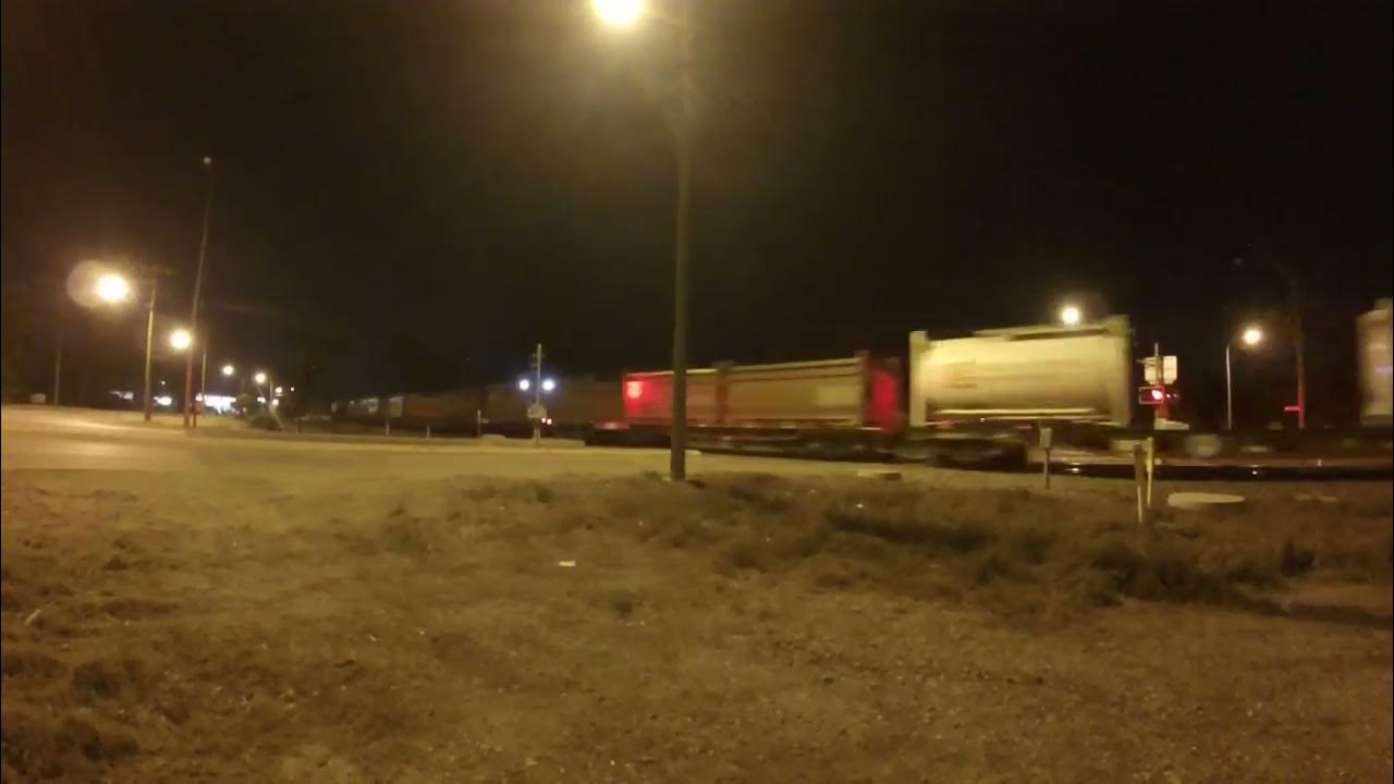 Australian Trains 30 Aurizon 2025 Perth to Kalgoorlie service 28/09/2015 with LZ class