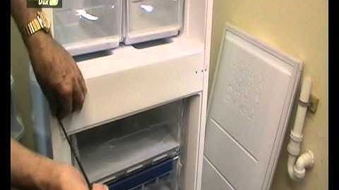 Hotpoint Fridge Freezer door hinge reversal for selfix