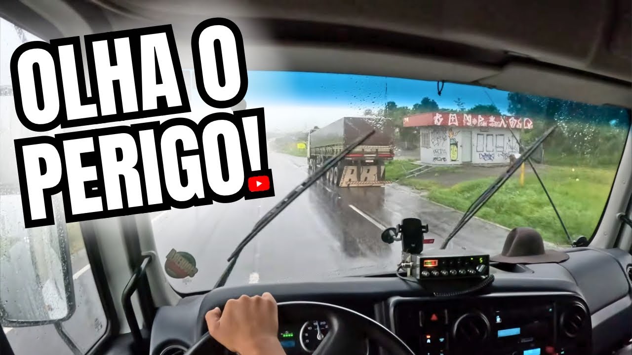 ESCORREGUEI NA PISTA COM O CAMINHÃO – CHUVA FORTE 😰