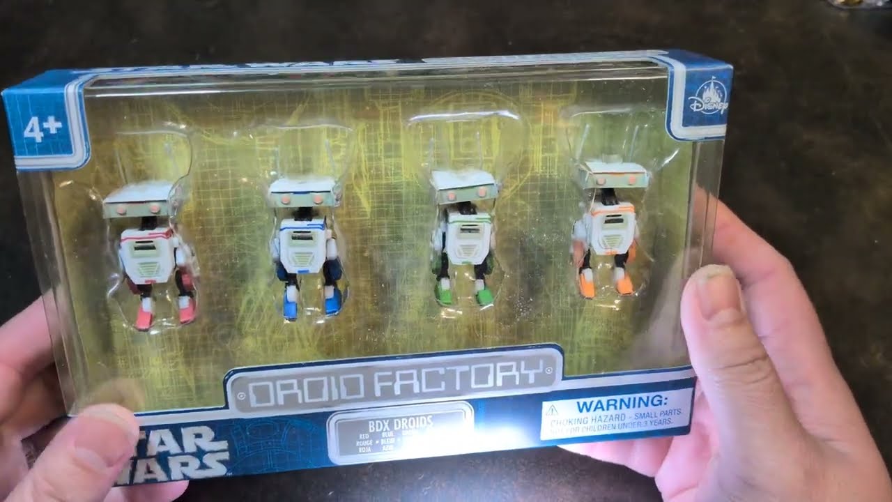 BDX Droid Disney Droid Factory Star Wars Galaxy's Edge Mandalorian
