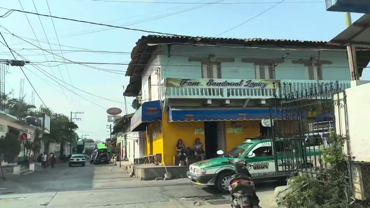 Un pequeño recorrido por algunas calles de nuestro querido Ometepec 10 de Mayo del 2025