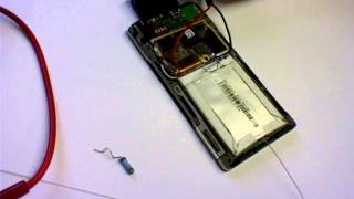 Zune HD Repair   Jumpstarting Battery after Waterdamage