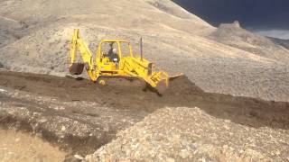 January 30, 2015. 450 john deere crawler loader with extendahoe  for sale!