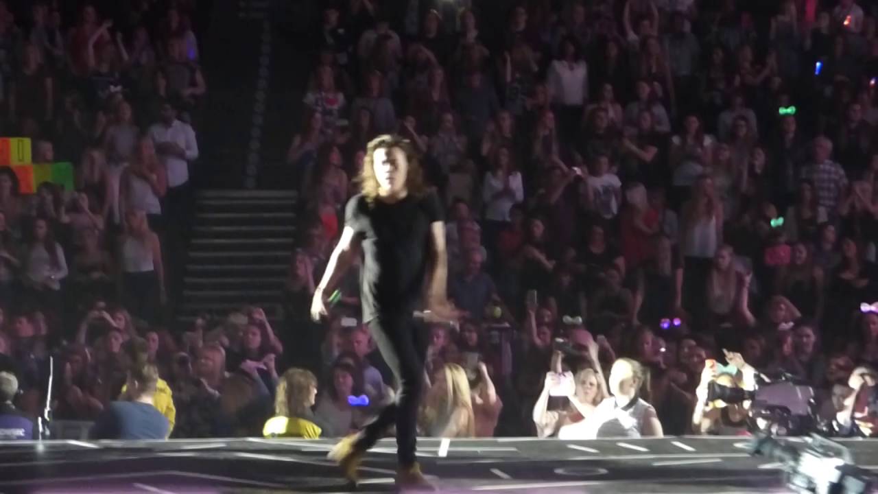 No Control - One Direction - OTRA - Manchester - 04/10/15