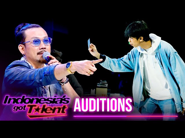 Kemampuan Sulap, Ken Peterschild Berhasil Memukau Denny Sumargo - Indonesia's Got Talent 2022 class=