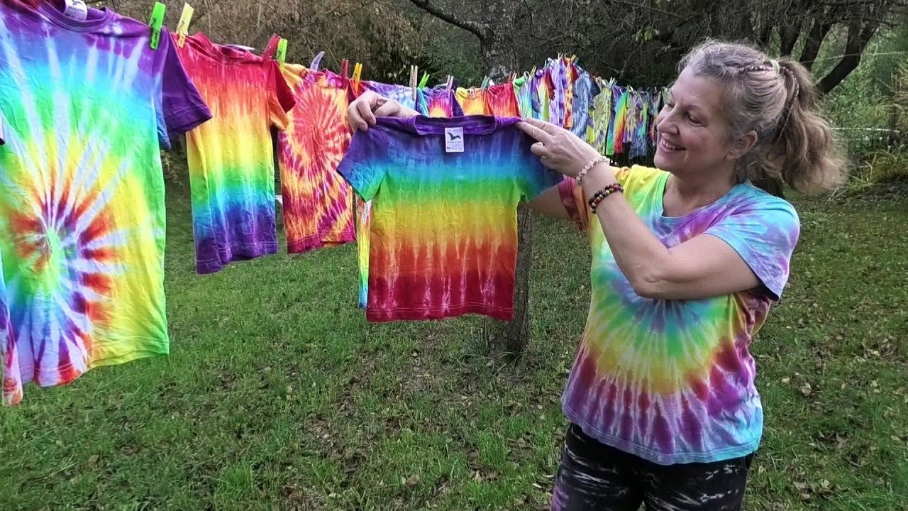 DĚTSKÁ DUHOVÁ TRIČKA - Batikovaná trička na zakázku - ukázka naší práce