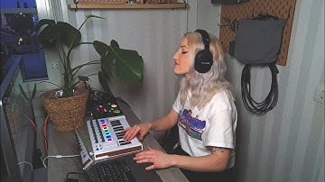 original looping performance BOSS RC-202 & arturia minilab MK2 | ambience lofi