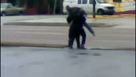 Shoplifter getting whooped by Dollar General emplo...