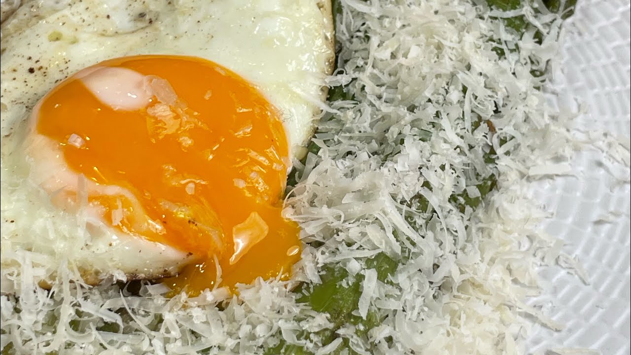Asparagi e uova 