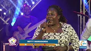 Legendary gospel artist Betty Namaganda performs Yesu anatera okudda | #BBSCamuka