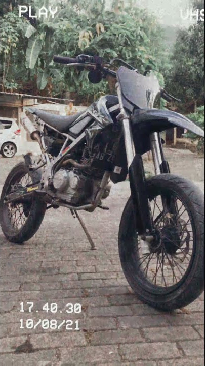 jedag jedug supermoto nih ngabb 😂#jedagjedug #fyp #followme #supermoto #klxsupermoto