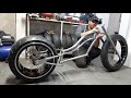 Reta final da Bike Chopper futurística