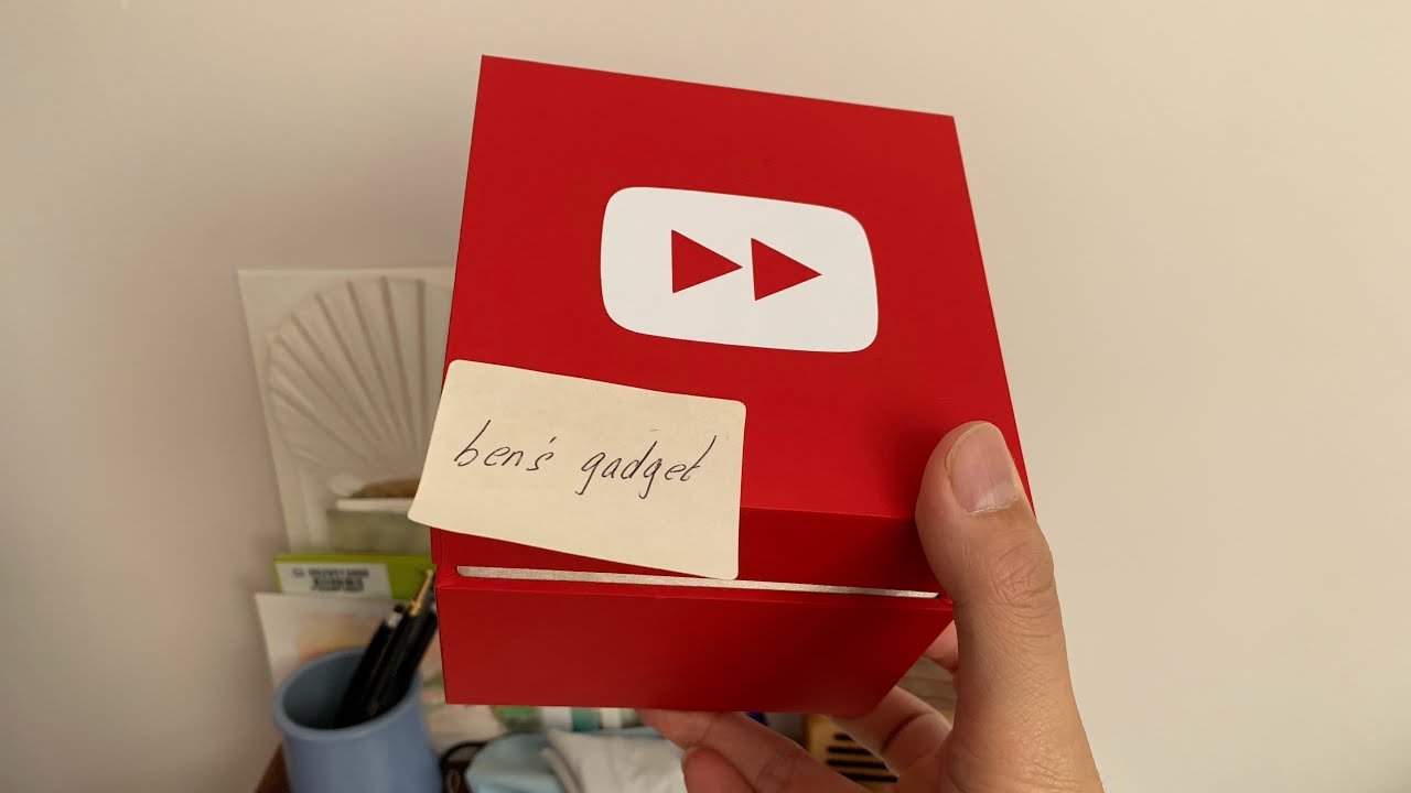 Unboxing YouTube Gift + My Favorite Gadget Of 2018 (Not Including Phones) - YouTube