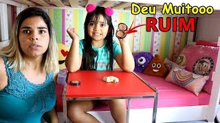 SLIME COM MAQUIAGEM CARA DA MAMÃE - DESAFIO SLIME COM 3 COISAS DIFERENTES