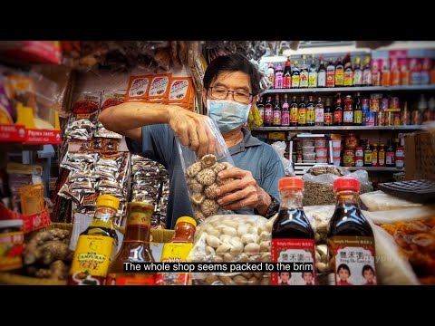 Video: Eet by Tiong Bahru Market Hawker Centre in Singapoer