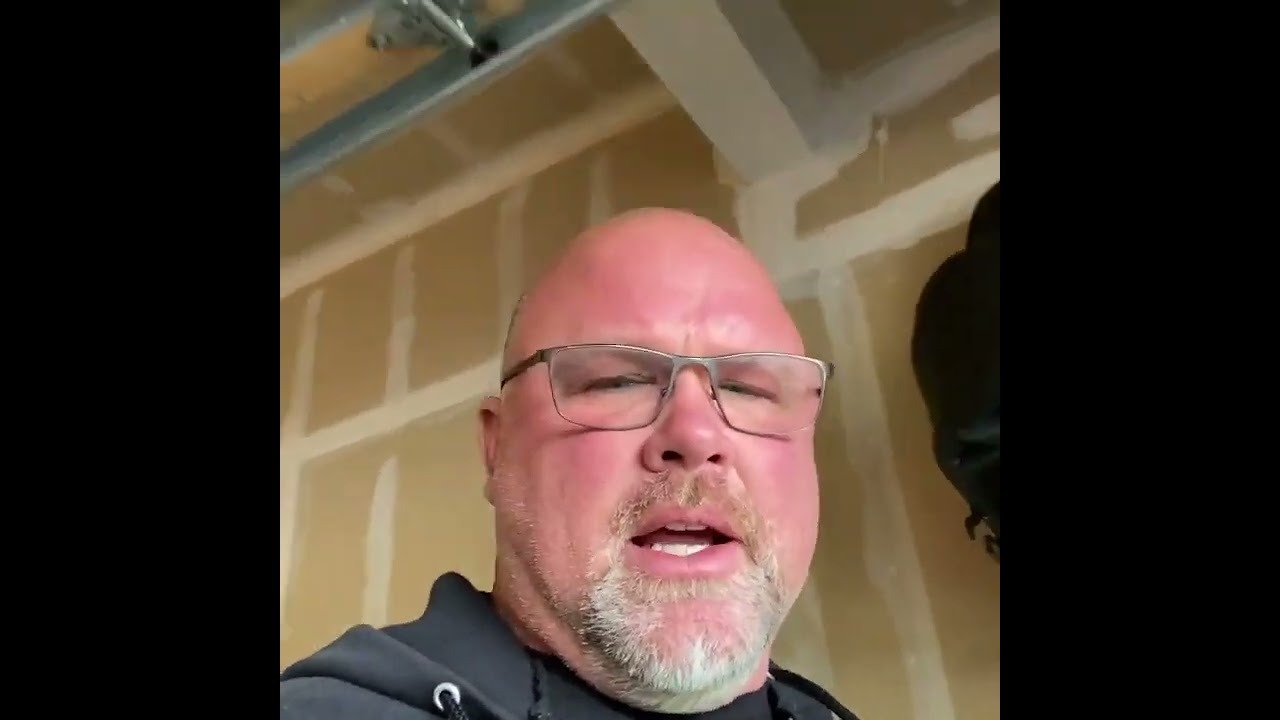 Prevent Garage Door Accidents With This Quick Tip