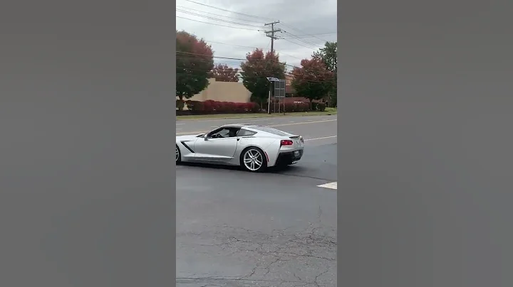 Corvette Loses Control Then Almost Hits A Car