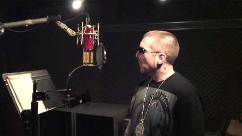 Fingazz-Talkbox For Dummies Auto-Tune vs Talkbox Tutorial