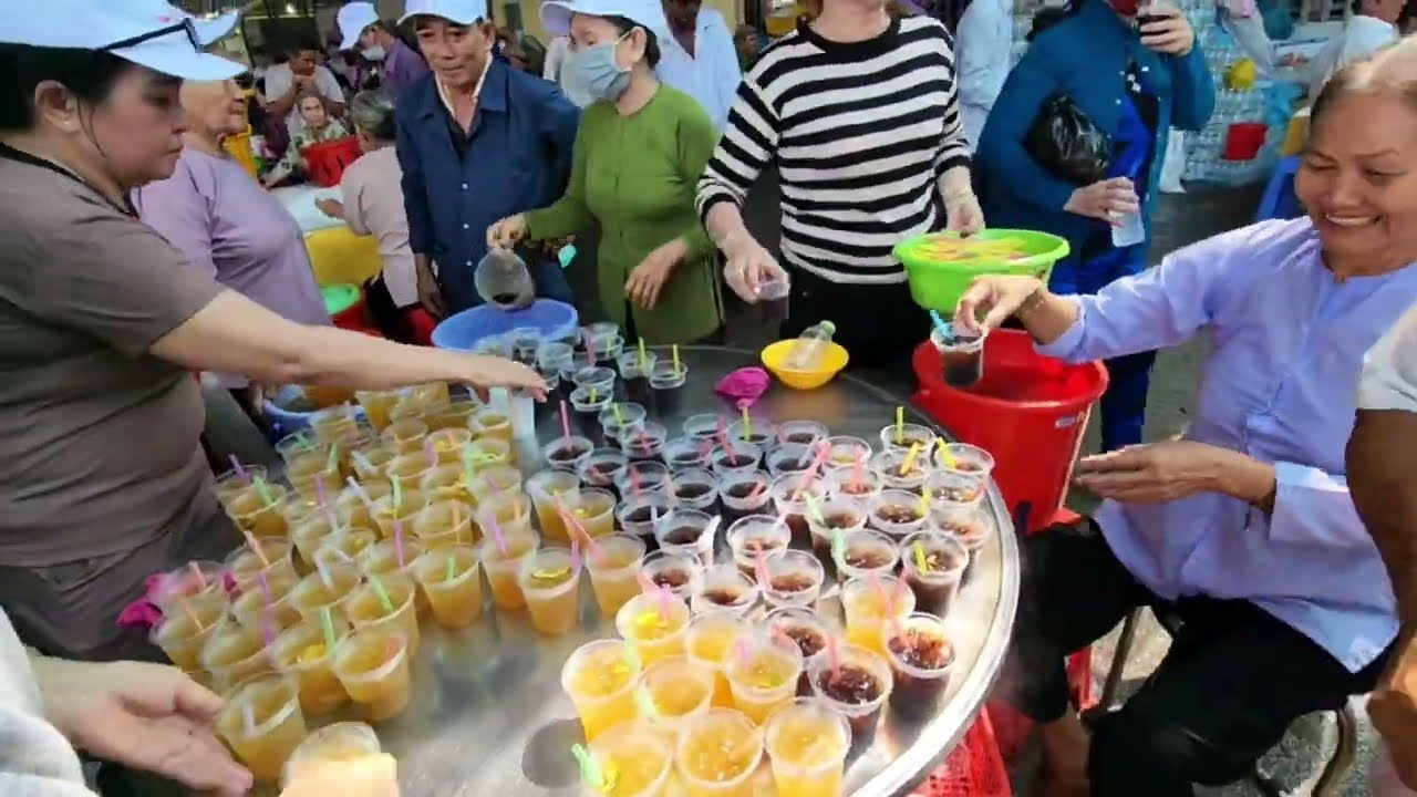 Ngày Ăn Uống Miễn Phí Lễ Giỗ Lớn Nhất Miền Tây Ông Ba Thới